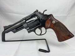 Smith & Wesson Mod 29-2 (44 magnum)