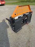 Wolverine Hydraulic adjustable Pallet forks