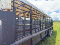 24ft cattle trailer