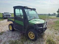 John Deere 835M