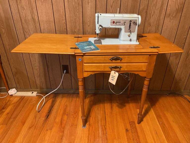 Singer Sewing Machine with Wooden Cabinet and Manual