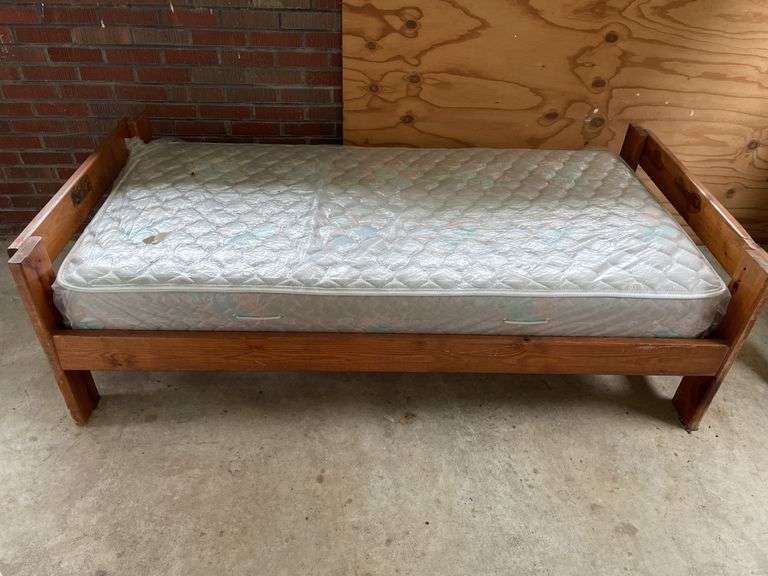 Twin Size Wooden Bed Frame with Mattress