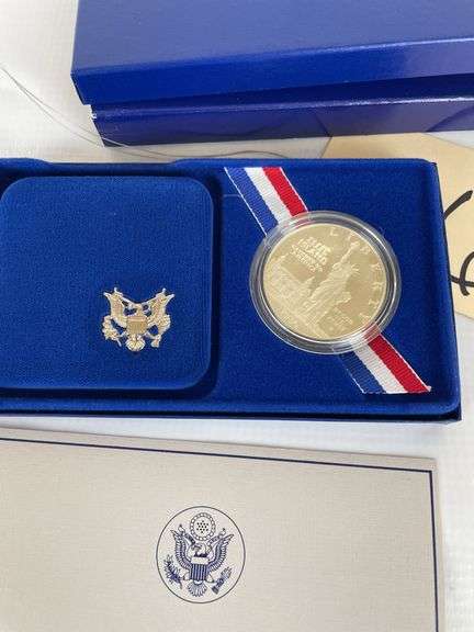 1986 Liberty Silver Dollar - Ellis Island, Gateway to America - Proof