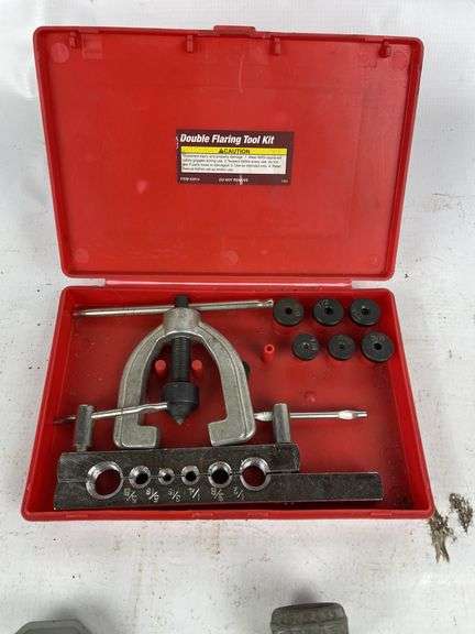Pipe cutters and flaring tool