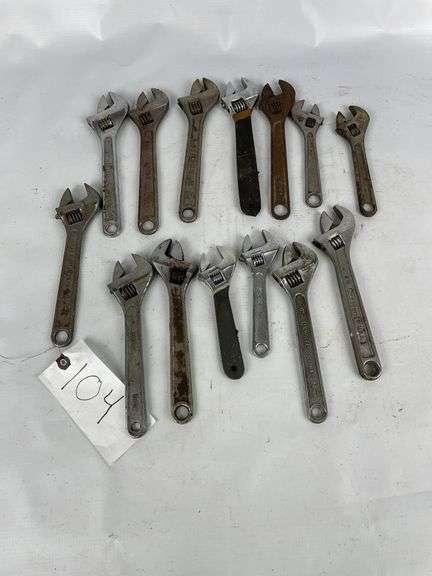 Adjustable wrenches image