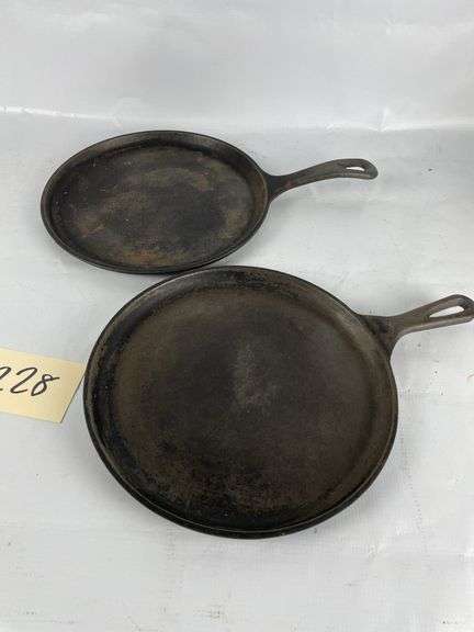 Lodge Cast Iron Griddles (2)
