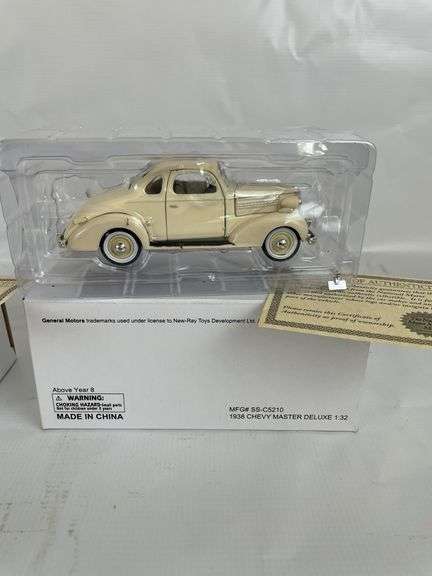 1/32 Scale 1928 Chevy 1/2 Ton Pick Up and 1938 Chevy Master Deluxe Model Cars