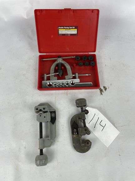 Pipe cutters and flaring tool image