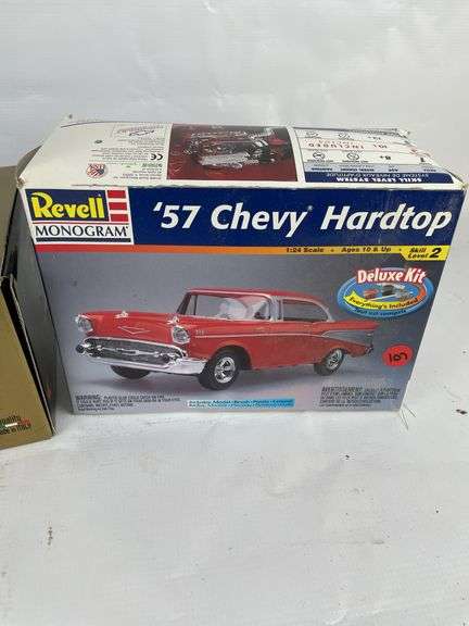 1957 Chevy Hardtop 1:24 Model Kit & 1/18 Porsche 911 Model Car