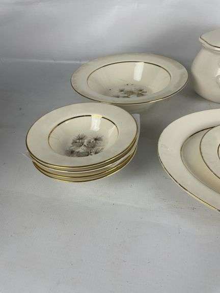 Mixed Lot of Serving Dishes and Bowls
