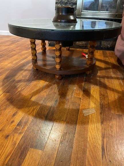Wagon Wheel Coffee Table with Glass Top