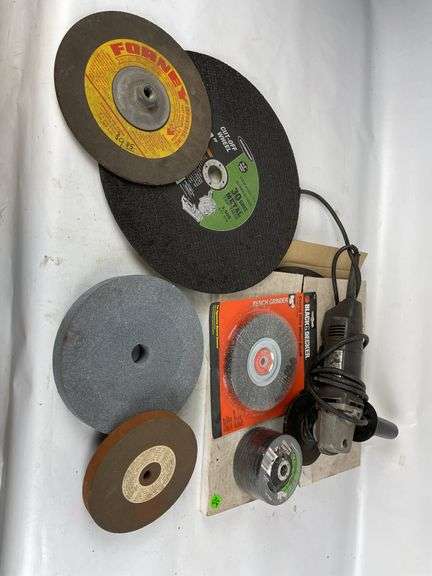Angle Grinder with Grinding and Cut-Off Wheels