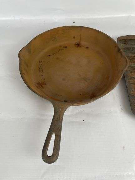 Cast Iron Cookware: Lodge Cornbread Pan and Griswold Skillet