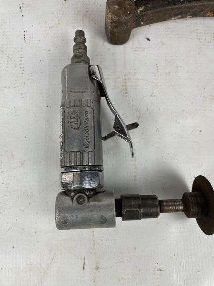 Pneaumatic sander, die grinder and sheet metal hammer