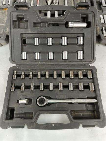 2- incomplete socket sets