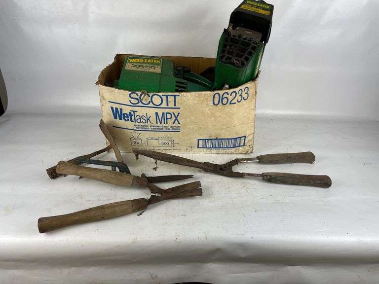 Lot of Weed Eater Motors & Garden Tools