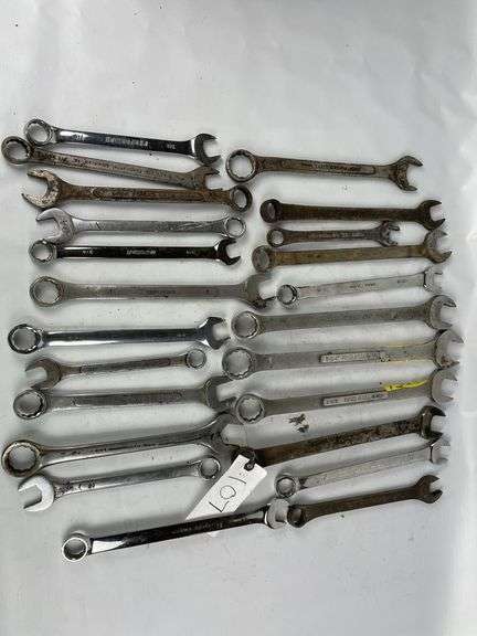 Jumbo wrenches  3/4” and up image