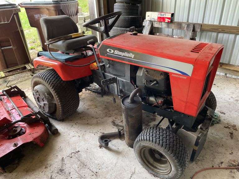 Simplicity Sovereign Garden Tractor