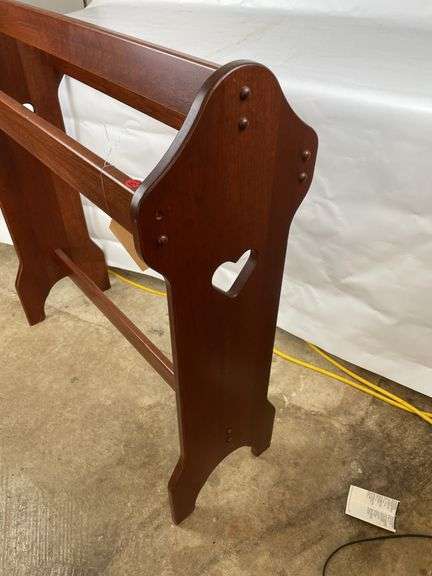 Wooden Quilt Rack