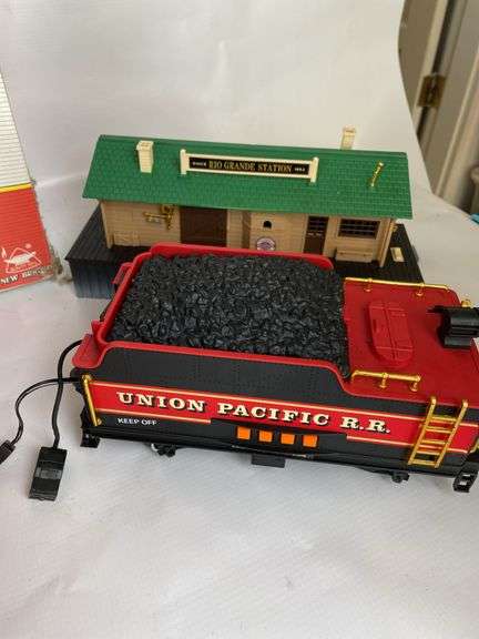 Timber Works Great Railroad Empire Train Set