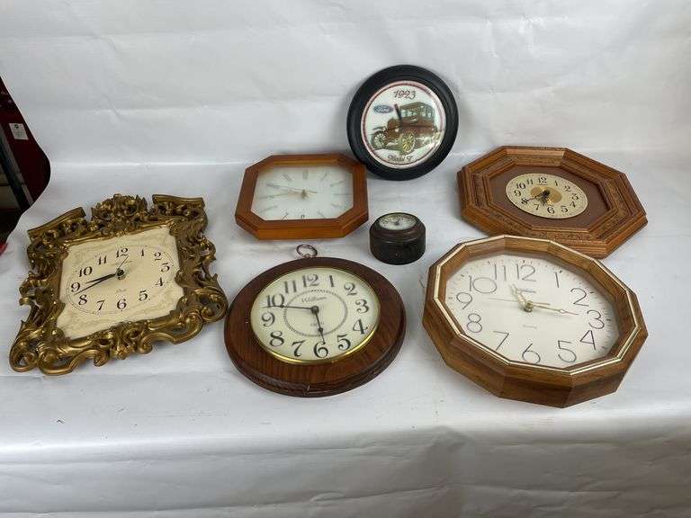 Assorted Wall and Table Clocks - Lot of 7