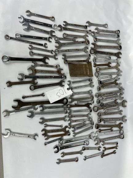 Metric wrenches image