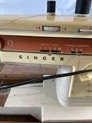 Singer Stylist 543 Sewing Machine with Table and Foot Pedal
