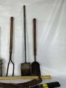 Hand tools and garden tools