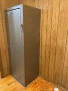Treadlok 15 Gun Safe with Key