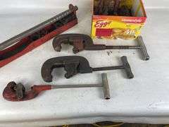 Pipe Threader and Pipe Cutter Tools