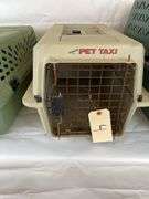 3 Pet Carriers: Petmate Kennel Cab and Pet Taxi