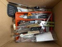 Assorted Kitchen Utensil Lot