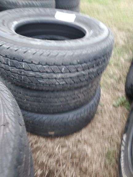 245/75R 17 Continental (set of 3) image