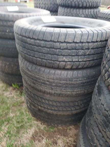 265/70R17 Michelin (set of 4) image