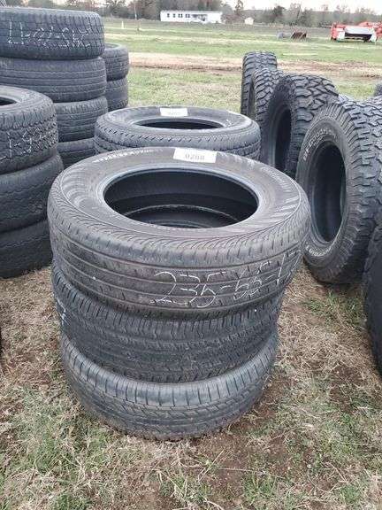235/65R17 Continental (set of 3) image