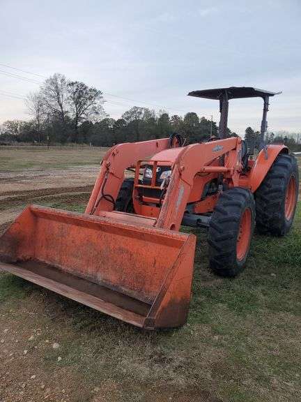 Kubota M9540 w/LA1353 Loader - w/ quick bucket image