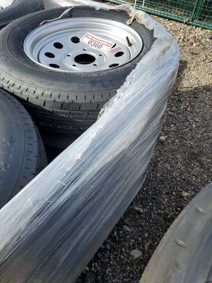 Set of 4 Trailquest ST205-75R15 image