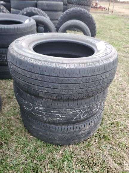 255/75 R18 Michelin (set of 3) image
