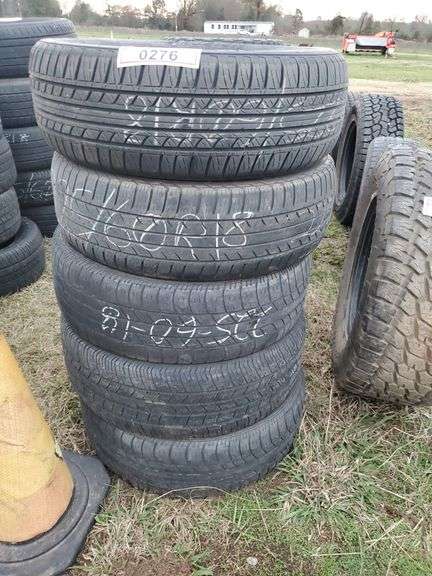 225 60 R18 Tires (Set of 5) image