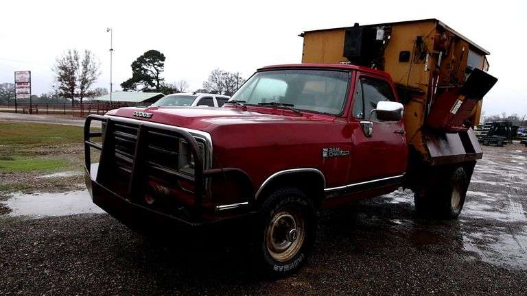 Dodge Ram Charger - Real Auggie Mixer 3170- Standard 4-wheel WORKS image