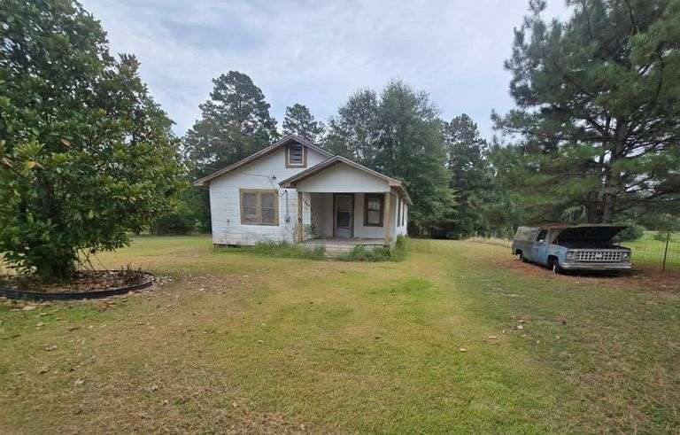 Parcel 3- Frame Home and Contents AS IS & .40ac +/- at 757 Westmoreland Dr, Cale AR image