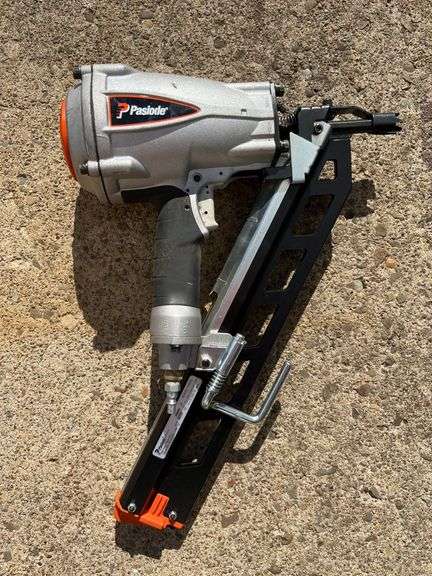 Paslode Air Nailer image