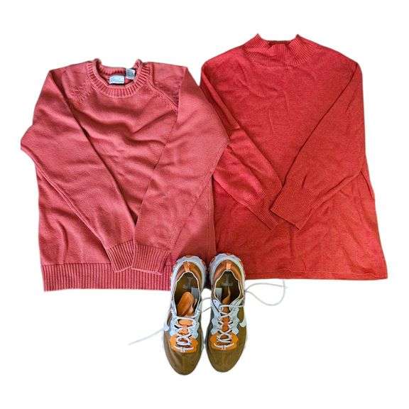 Women’s Sweater & Sneakers image