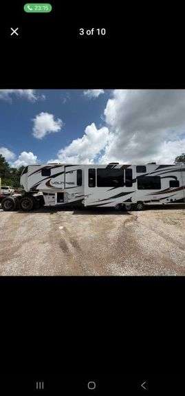 2013 Dutchman Voltage Toy Hauler 40 Foot. image