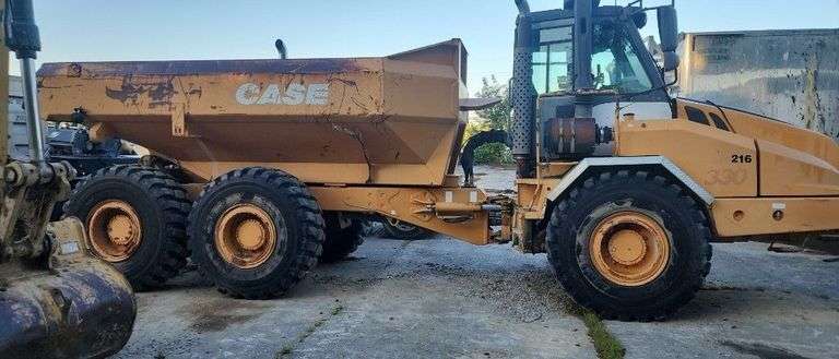2005 Case Articulated Dump Truck image