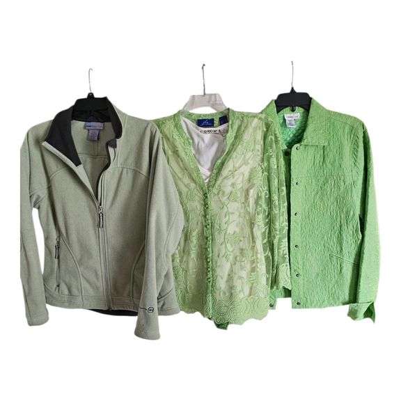 Women’s Green Clothing Collection image