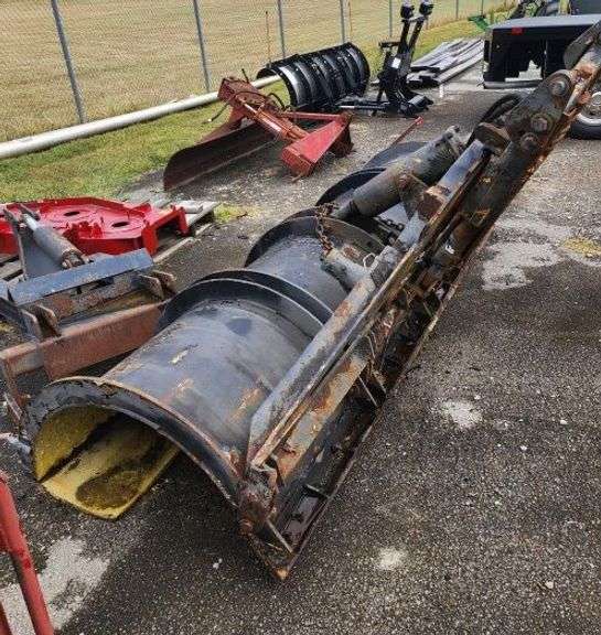 Heay Duty State Edition Snow Plow image