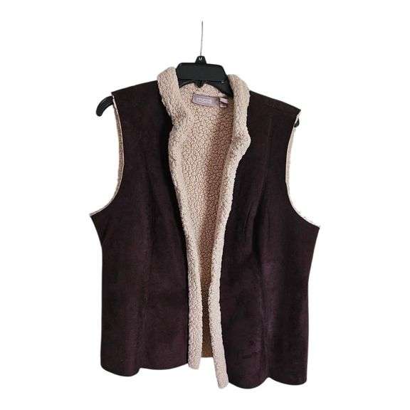 Women’s Sherpa-Lined Vest image