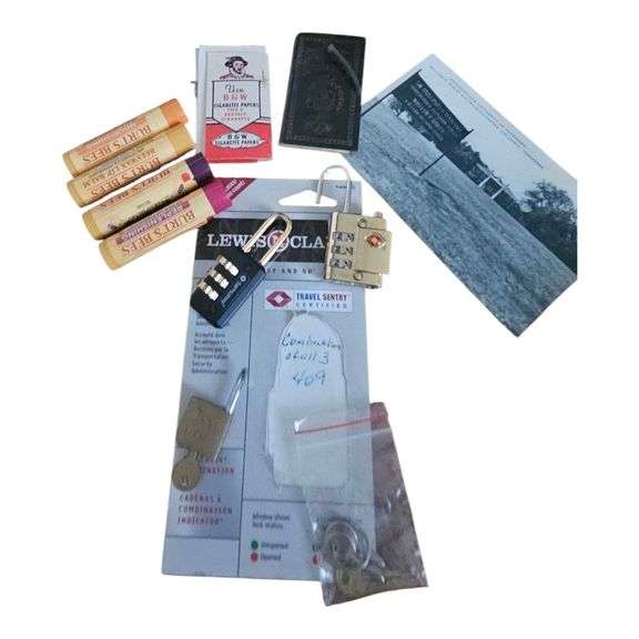 Vintage & Miscellaneous Collectibles Lot image