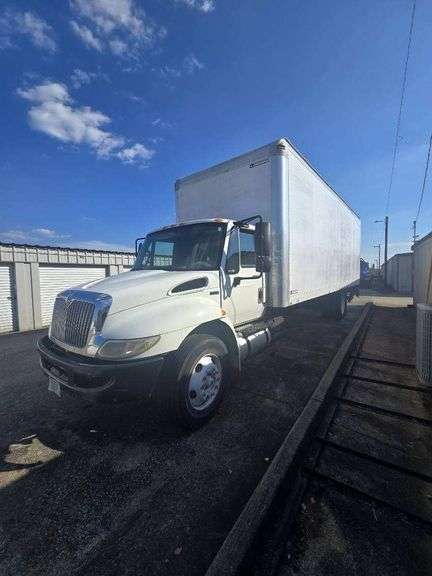 2013  INTERNATIONAL  MA025 2013 International Box Truck image
